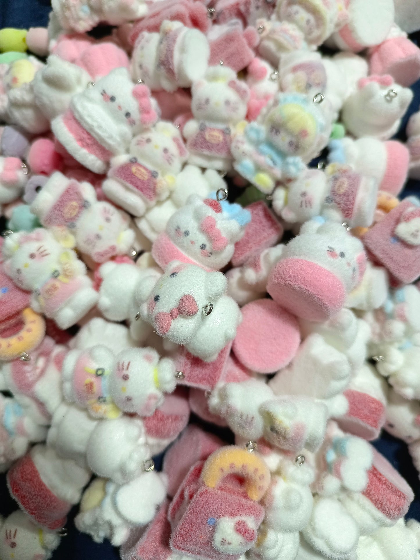 (New)Cute Flocked Beads- Warm Winter