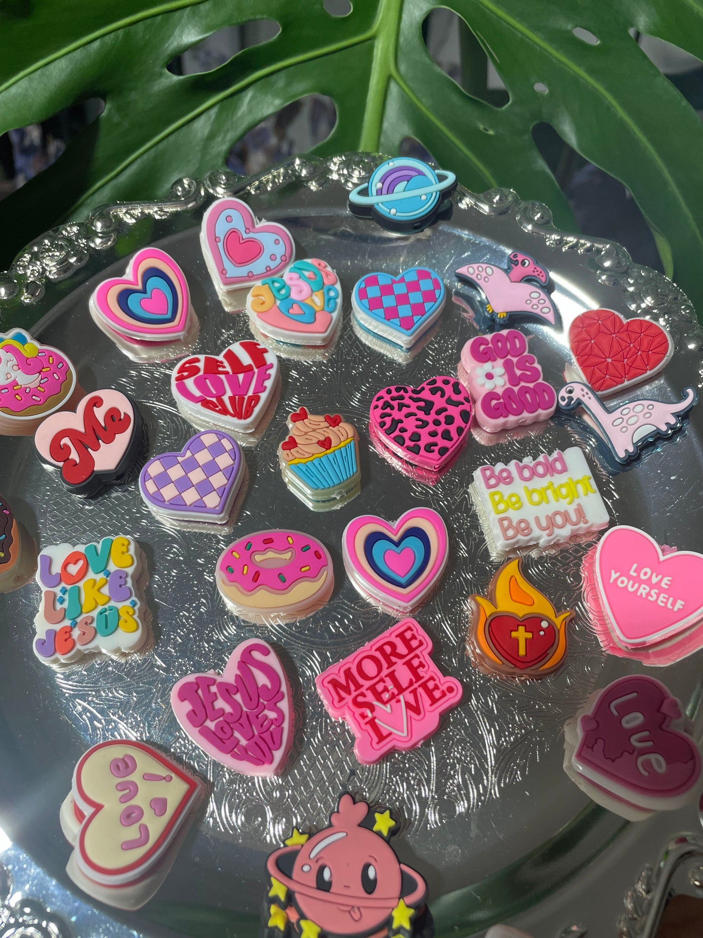 (NEW)"Love yourself & the World "Silicone Beads Bags