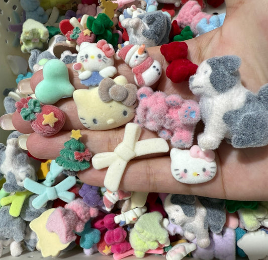 {NEW ARRIVAL} Cute further flocked beads