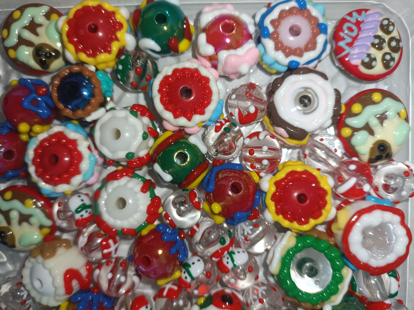Round Round Christmas Beads Mix
