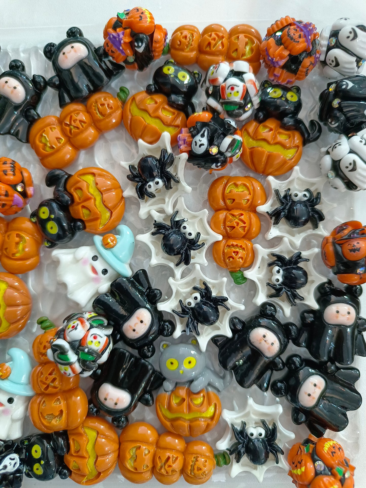 (NEW)Goblin‘s Glimmering Beads