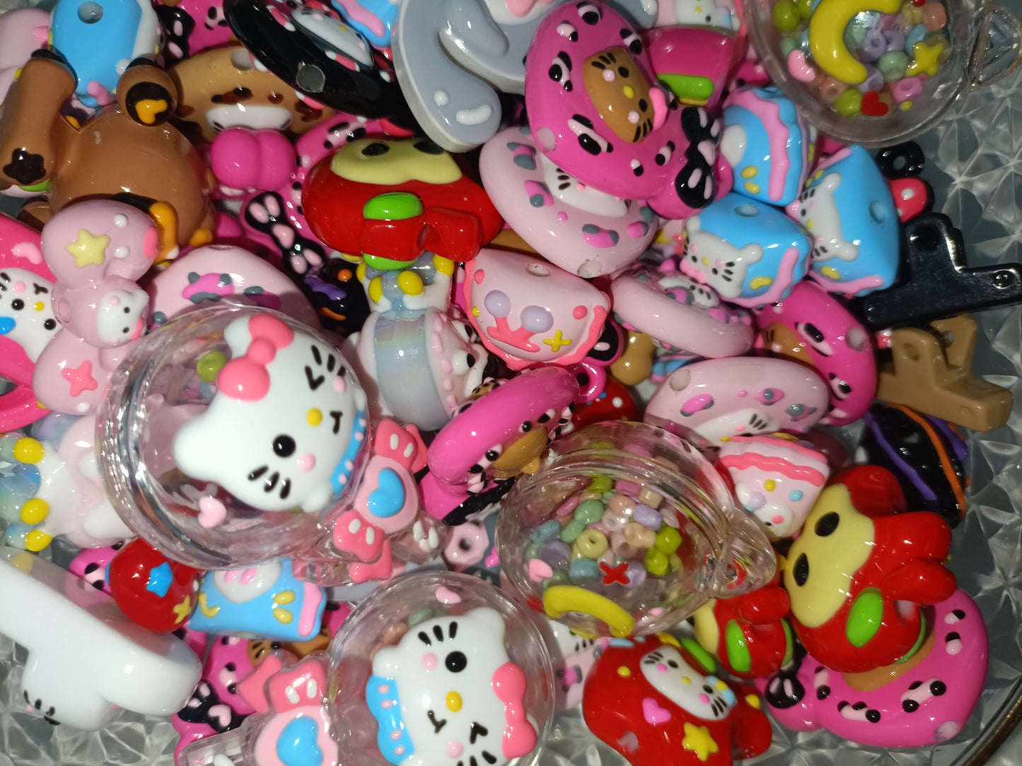(NEW)Kitty Cat Hold a Party Cute Beads
