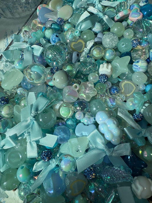 { NEW} Blue Ocean Shining Mix of  Lace Design
