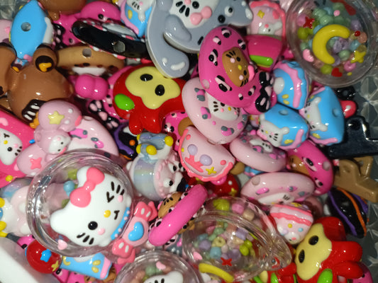 (NEW)Kitty Cat Hold a Party Cute Beads