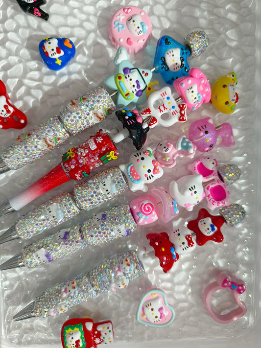 （NEW）Kitty's Wonderful Little House