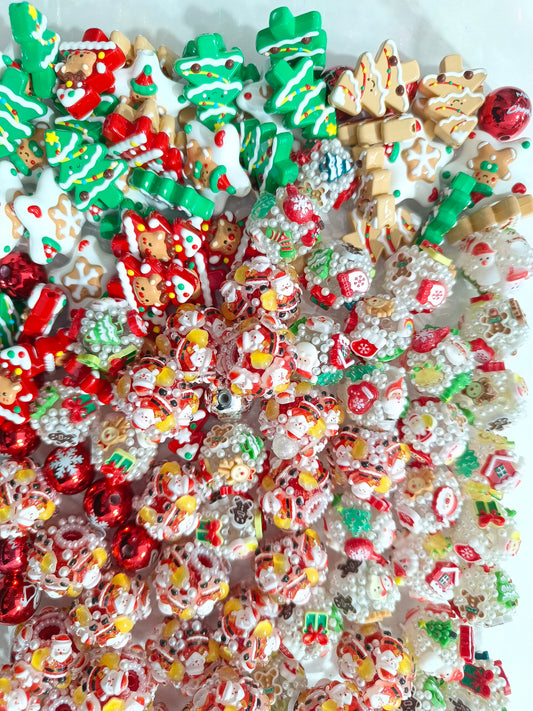 （NEW）Celebrate Christmas Festival Beads